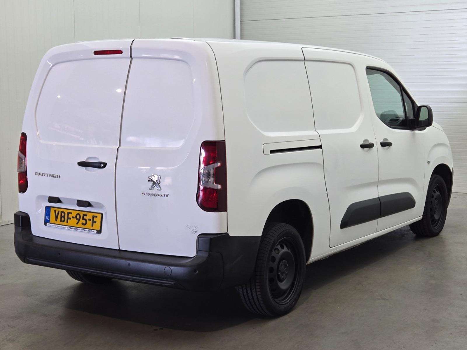 Peugeot Partner 1.6 BlueHDI Premium Long | 2019 | 161.003 km | VBF95F | NAP: Logisch