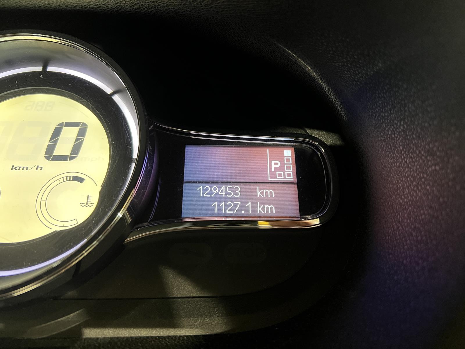 Renault | Mégane Coupé-Cabriolet Automatic | 1.5 dCi Dynamique | 2010 | 129,453 km | 57RGJ2 | No rating
