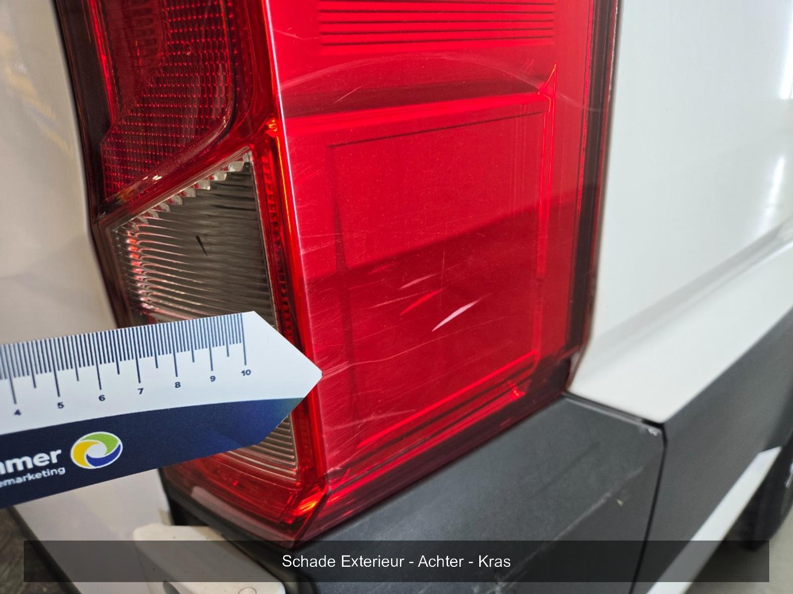 Volkswagen Crafter 35 2.0 TDI L3H3 Comfortline | 2022 | 49.279 km | Automaat | VJX98X | NAP: Logisch