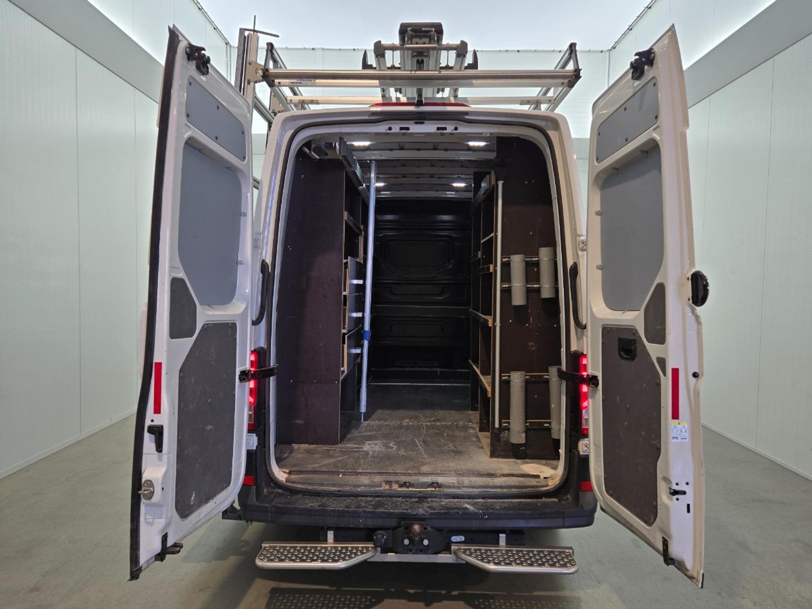 Volkswagen Crafter 35 2.0 TDI L3H3 Comfortline | 2022 | 49.279 km | Automaat | VJX98X | NAP: Logisch