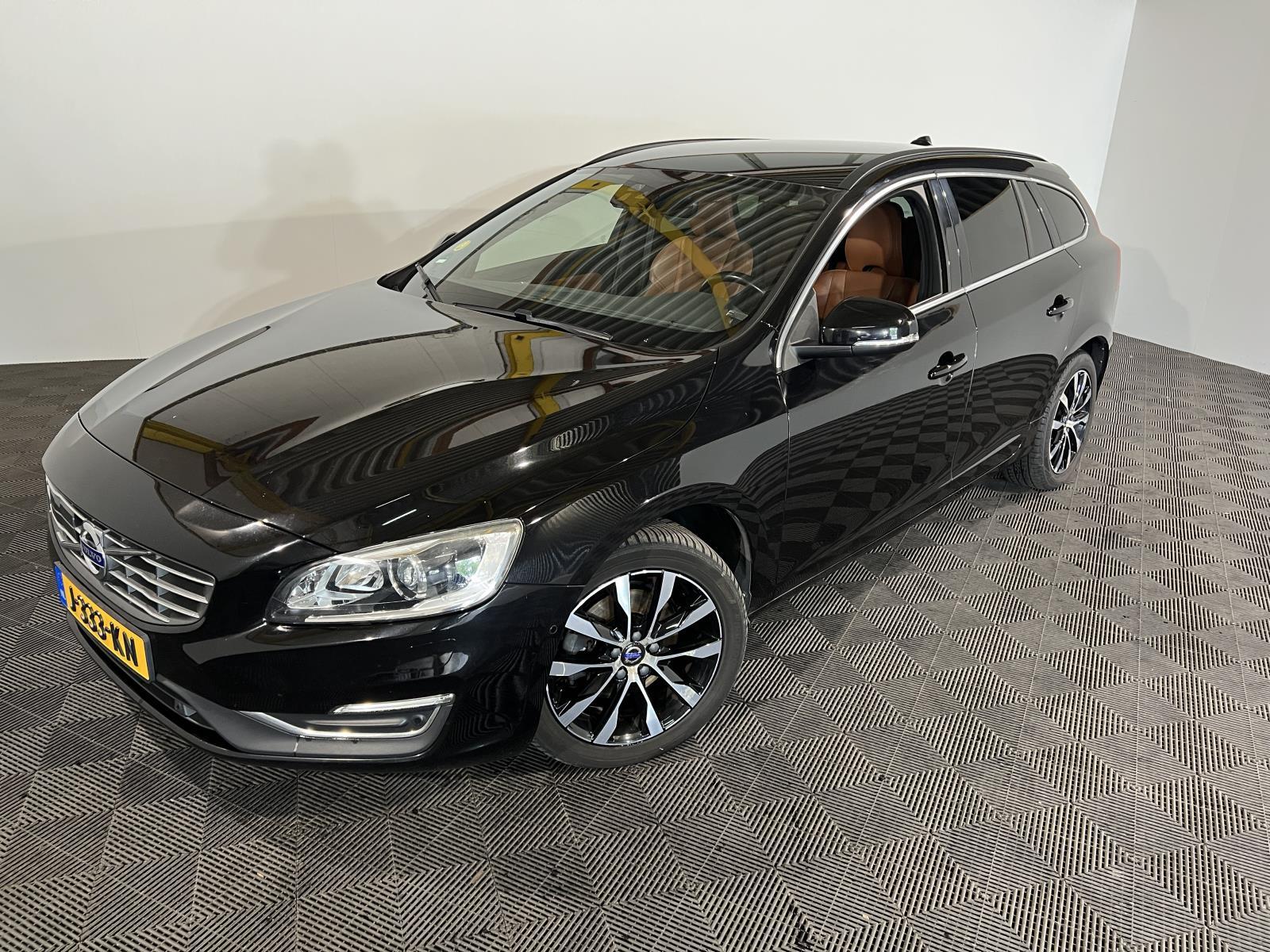 Volvo | V60 | 2.0 D3 Summum | 2017 | 210.963 km | J333KN | Geen oordeel