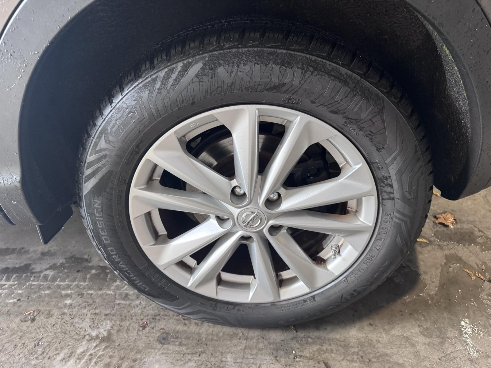 Nissan | Qashqai | 1.2 Connect Edition | 2014 | 187,123 km | 2TXZ89 | Logical