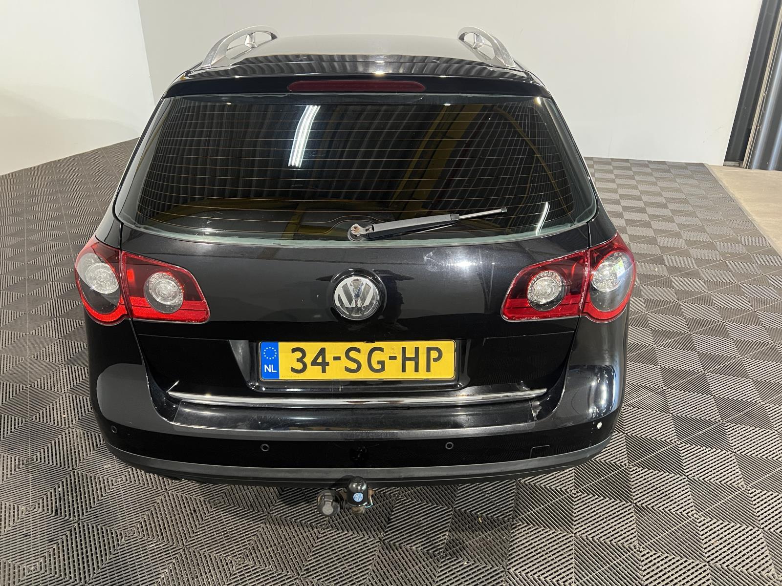 Volkswagen | Passat Variant | 2.0 FSI Comfortline | 2006 | 255.531 km | 34SGHP | Logisch