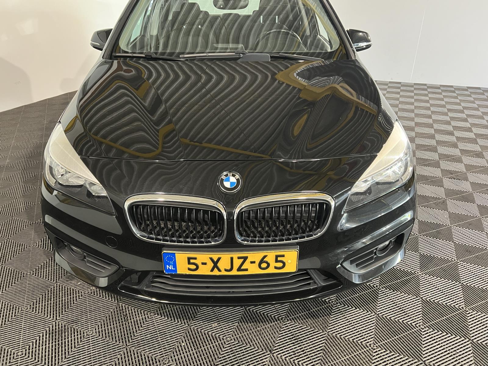 BMW | 2-serie Active Tourer | 218d Executive | 2014 | 299.686 km | 5XJZ65 | Logisch