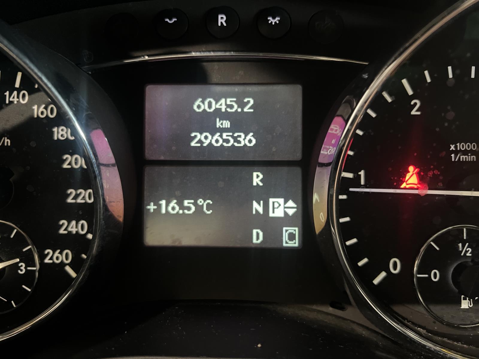 Mercedes-Benz | R-klasse | 280 CDI 7p. | 2008 | 296.536 km | 39KFB6 | Geen oordeel