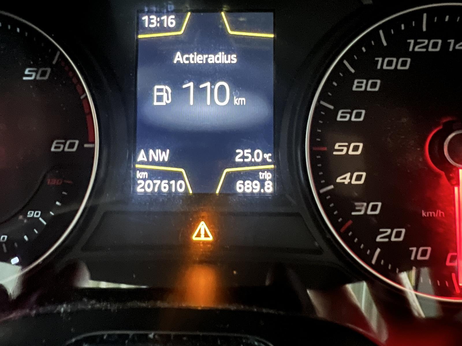 Seat | Leon | 1.6 TDI Style Business Intense | 2018 | 207,610 km | RZ491G | Logical