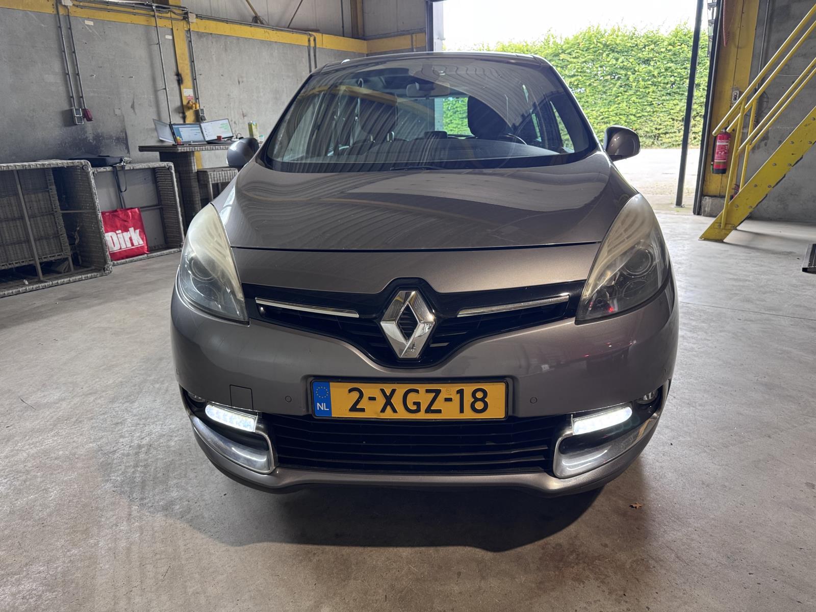 Renault | Scénic | 1.2 TCe R-Cinéma | 2014 | 232.300 km | 2XGZ18 | Logisch