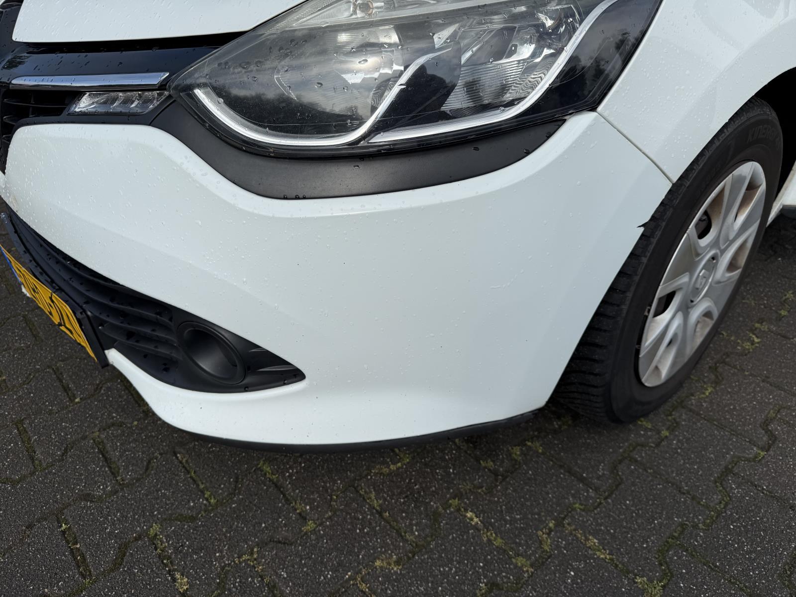 Renault | Clio Estate | 1.5 dCi ECO Expression | 2015 | 295.474 km | 5ZHD20 | Logisch