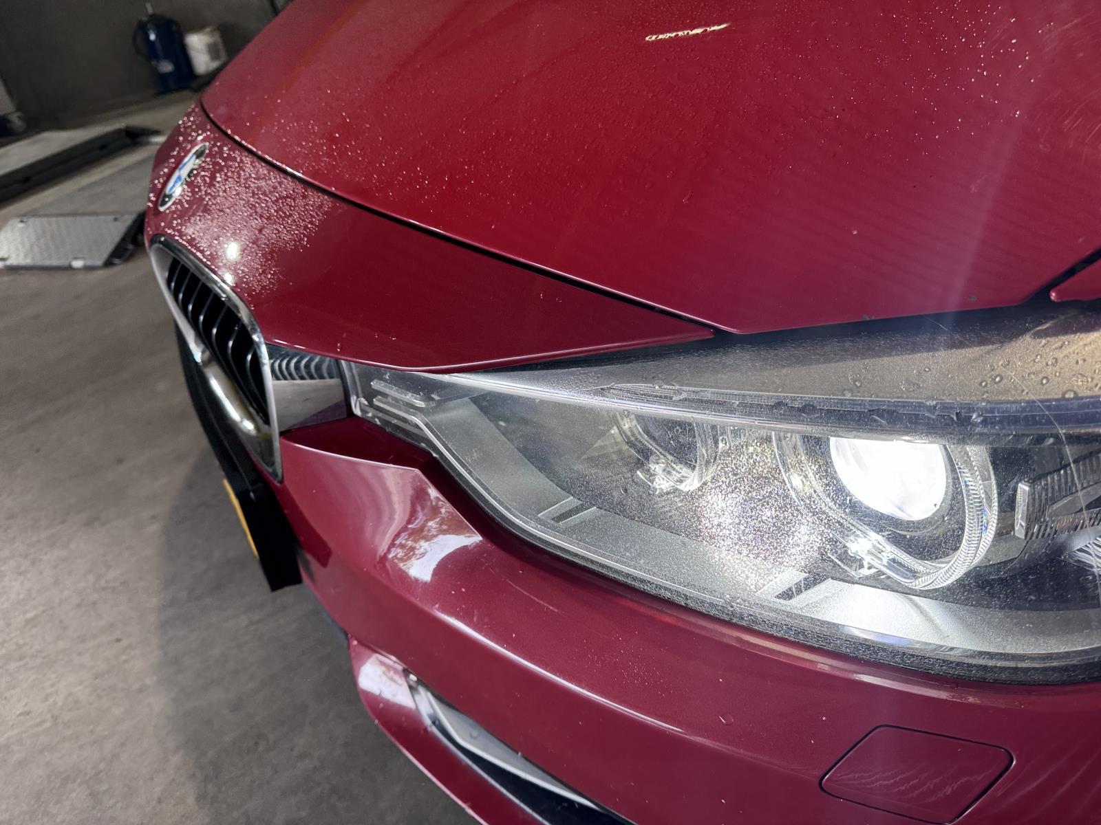 BMW | 3-serie Touring | 316i High Executive | 2013 | 217.549 km | 6SLR17 | Logisch