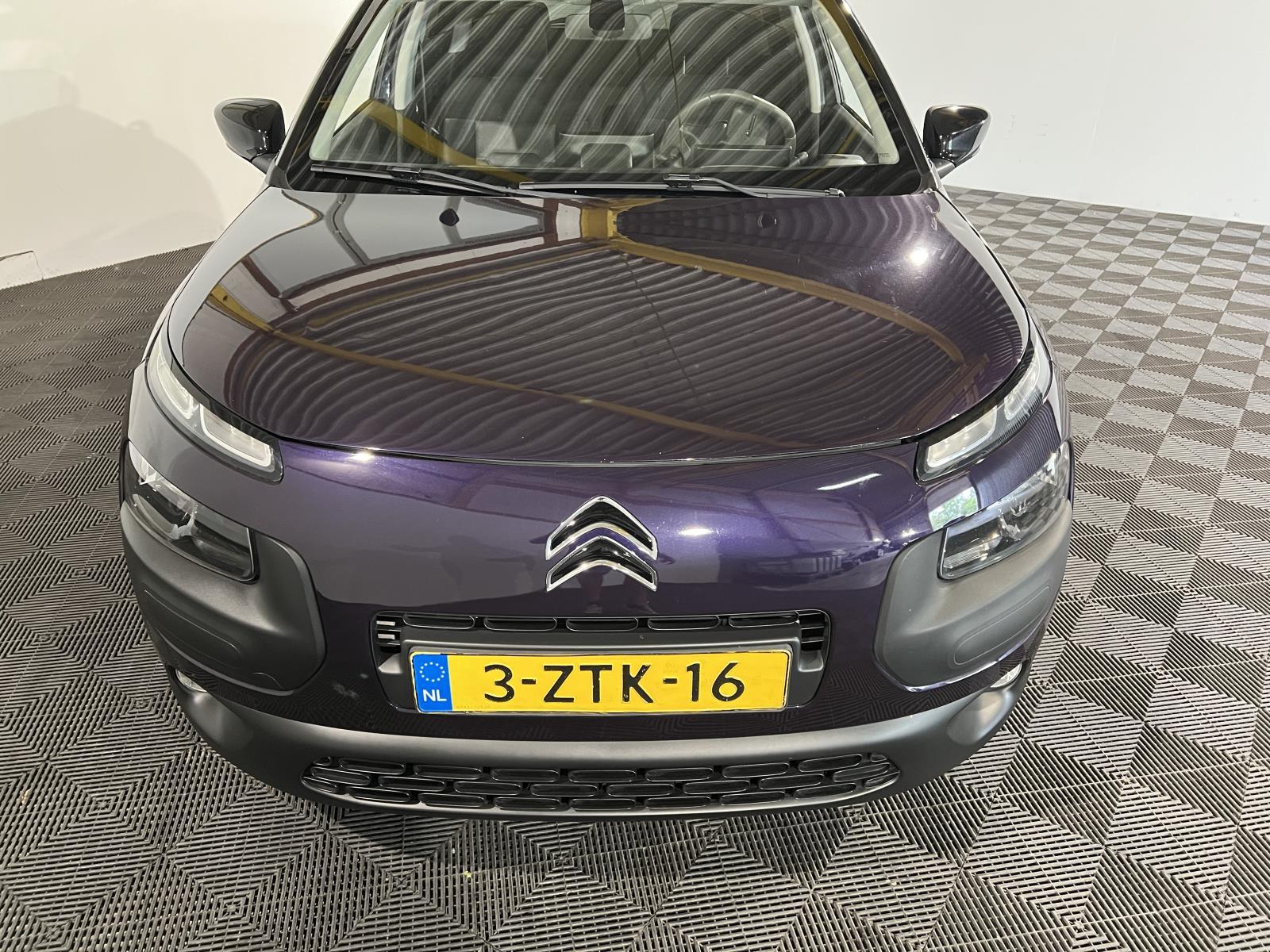 Citroen | C4 Cactus | 1.6 BlueHDi Business | 2015 | 261.953 km | 3ZTK16 | Logisch