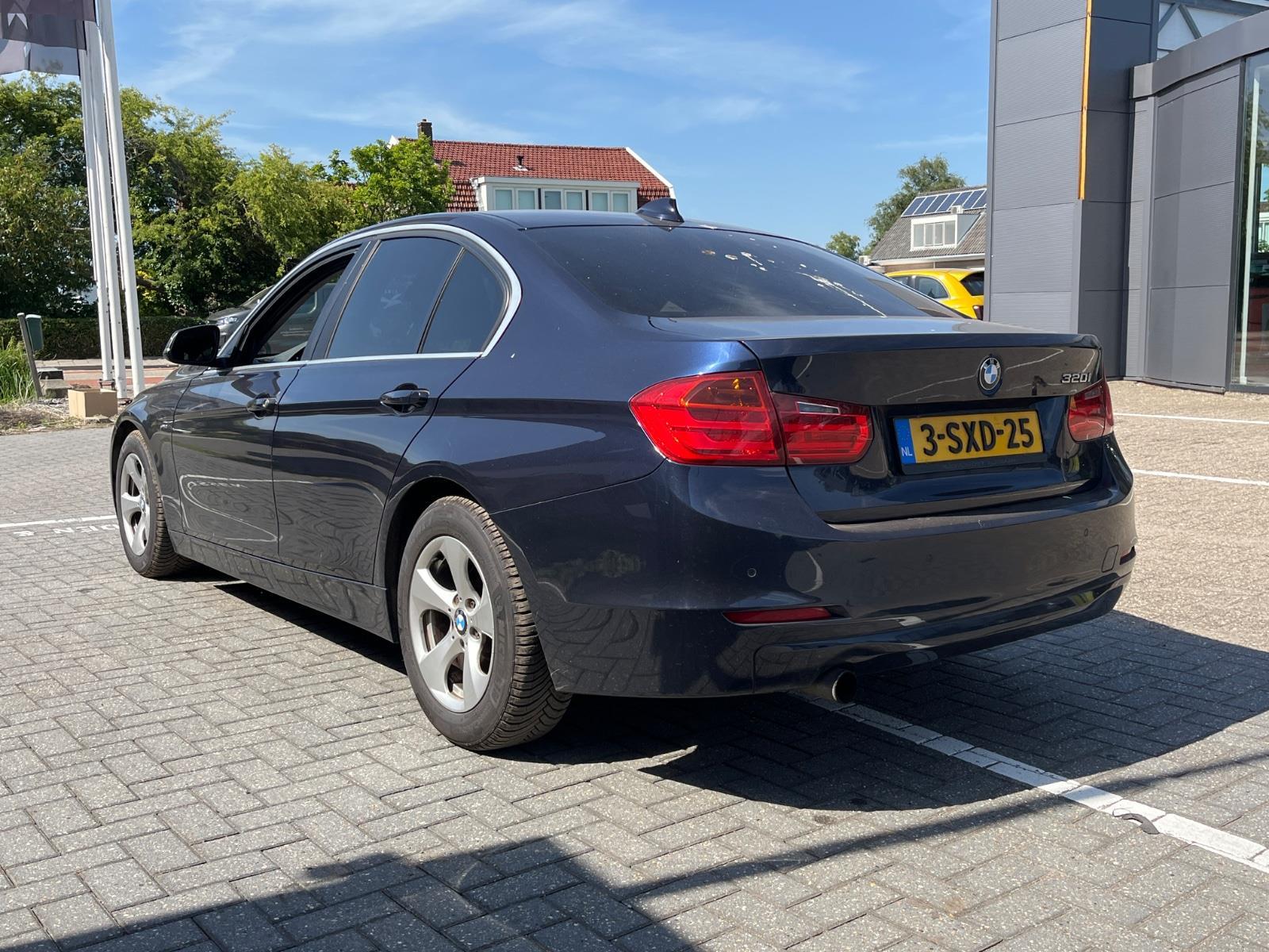 BMW 3 Series 320i EfficientDynamics Edition High Executive | 2013 | 200,327 km | 3SXD25 | NAP: Logical