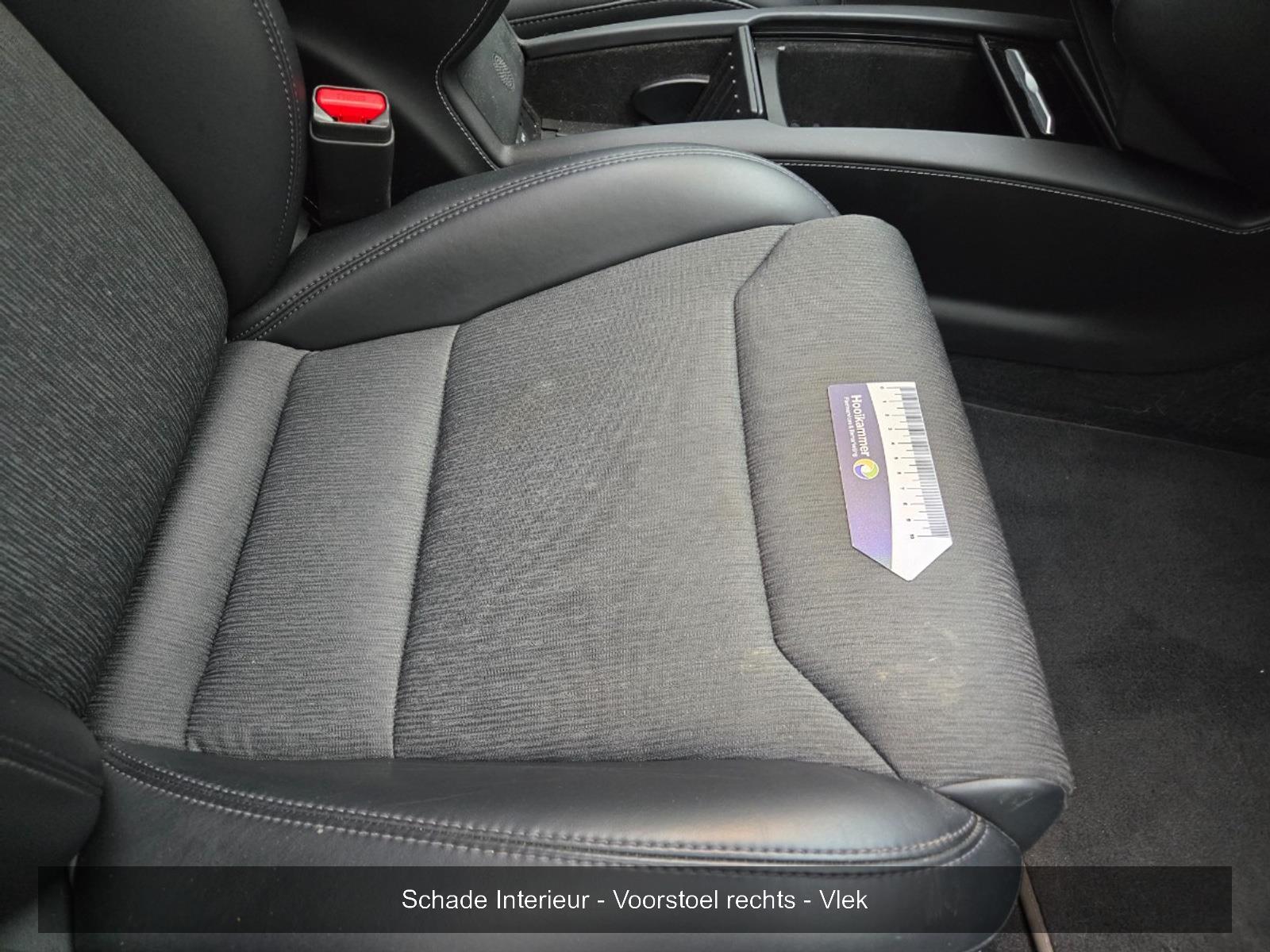 Tesla Model S 75D Base | 2017 | 152,011 km | Automatic | RG038L | NAP: Makes sense