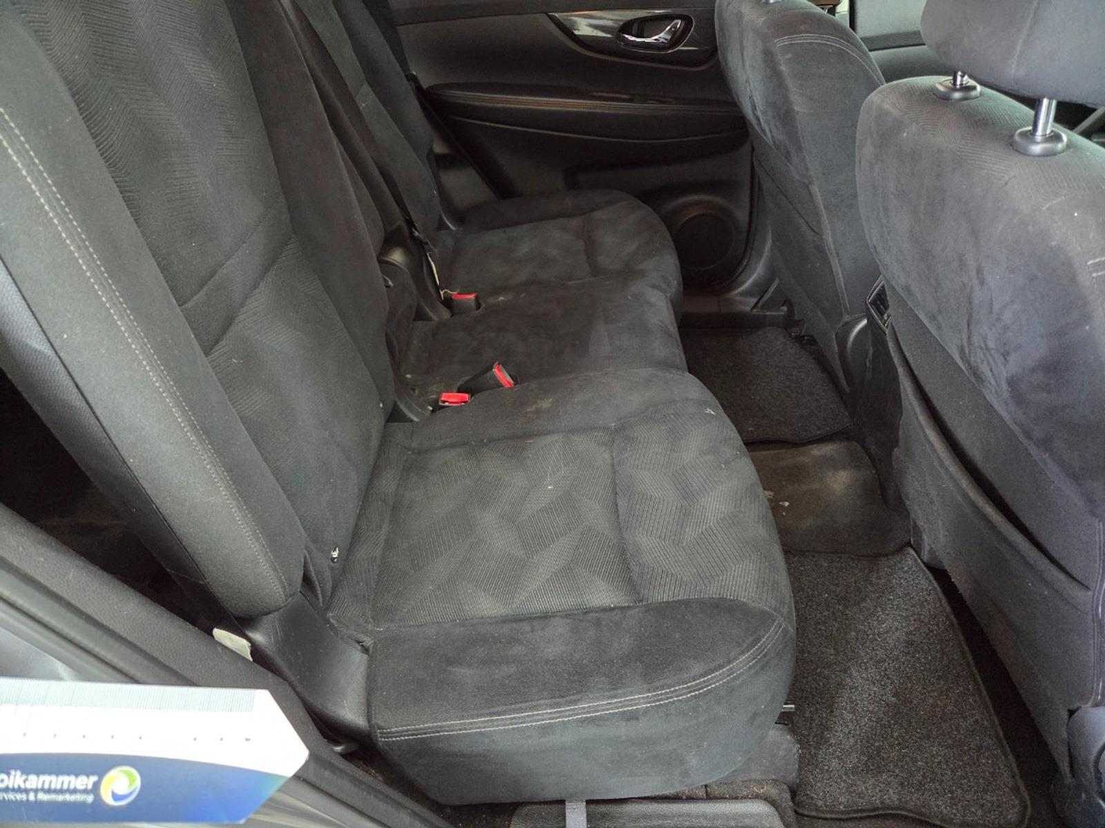 Nissan X-Trail 1.6 DIG-T Connect Edition 7-seater | 2015 | 209,797 km | ZP768F | NAP: No rating