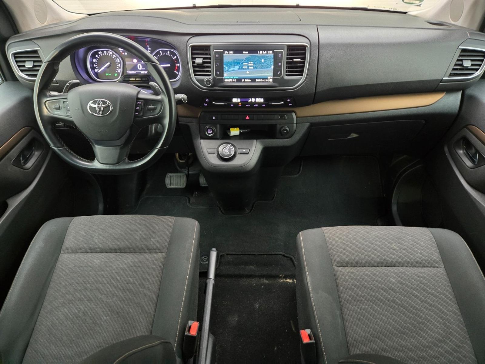 Toyota PROACE Worker 2.0 D-4D Dynamic Long DC Verso | 2023 | 112.033 km | Automaat | VTP80L | NAP: Logisch
