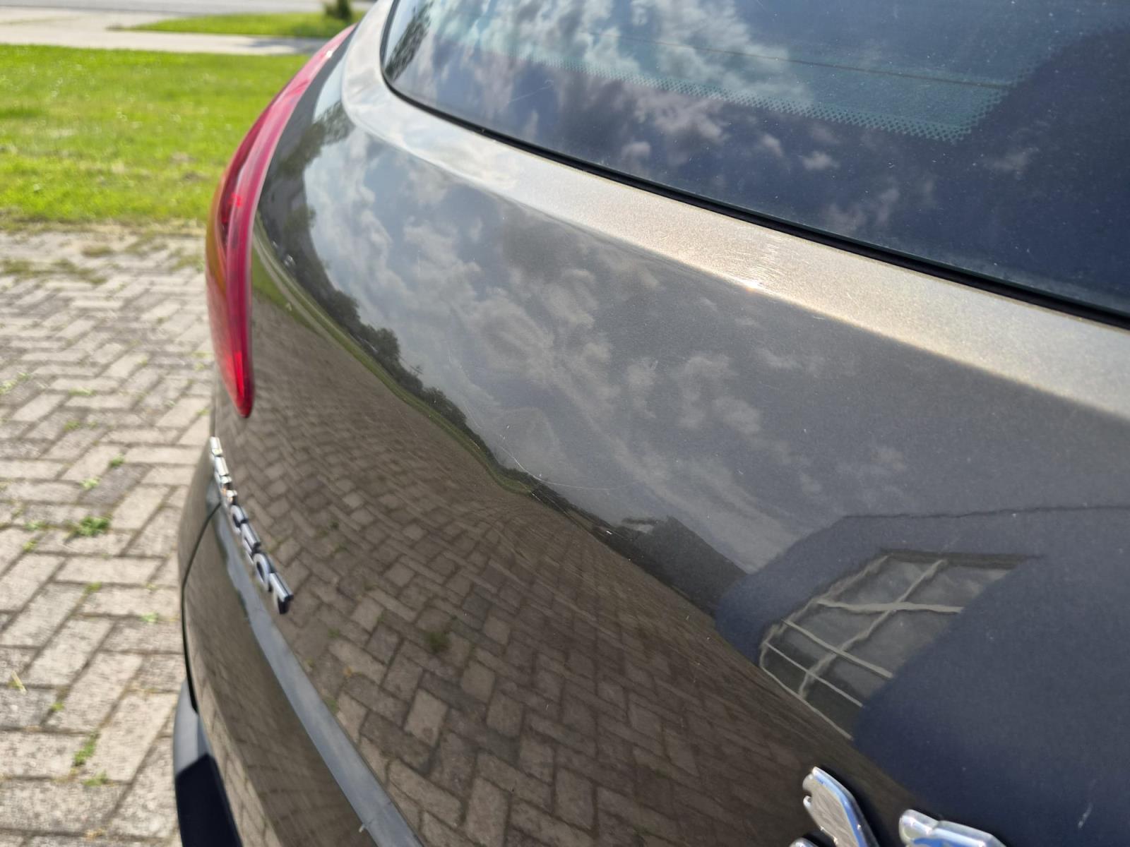 Peugeot | 3008 | 1.6 THP Blue Lease Executive | 2009 | 180,668 km | 57SPV5 | No rating