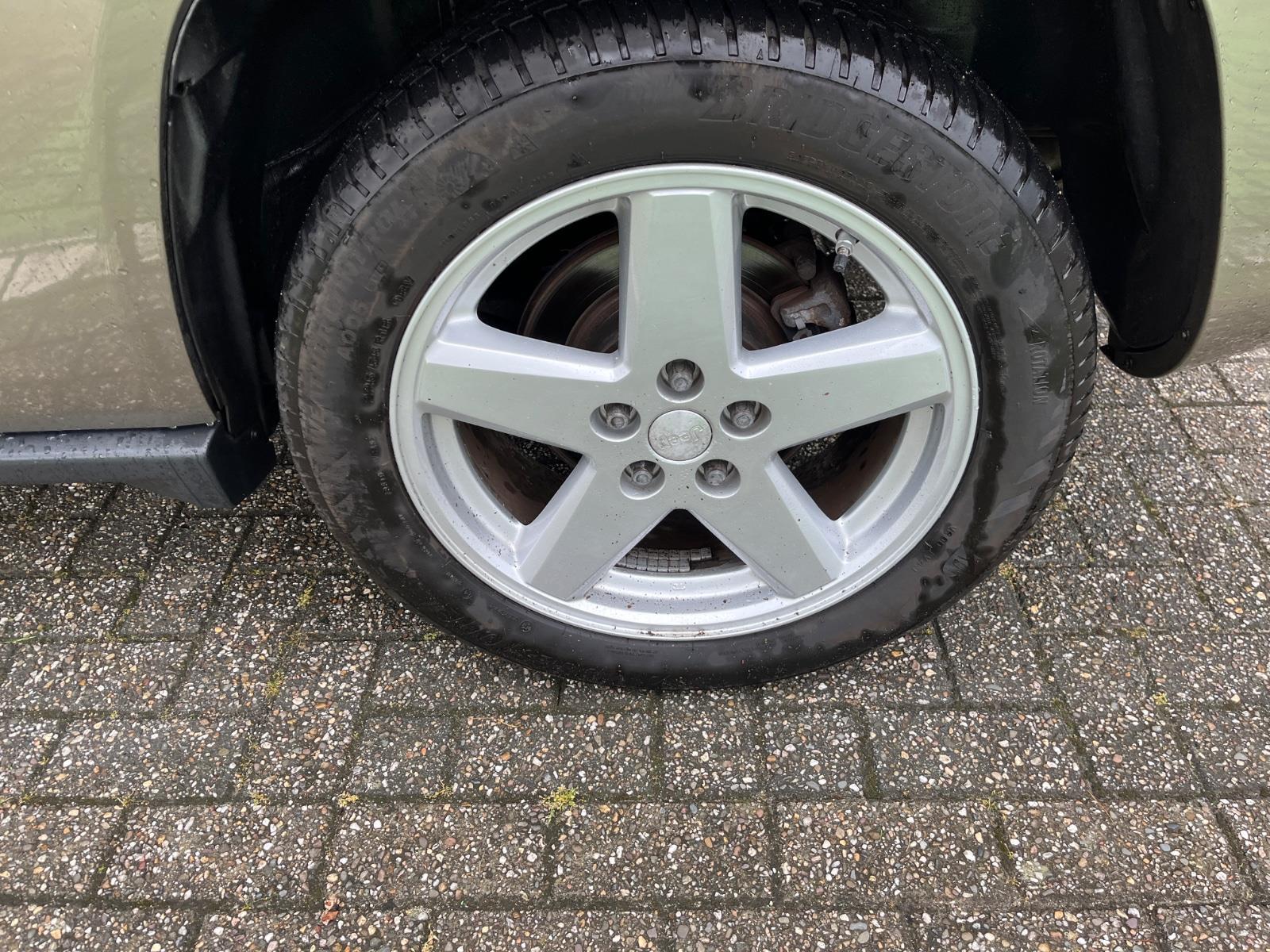 Jeep Compass 2.4 Limited | 2007 | 211,815 km | 45XRBP | NAP: Makes sense