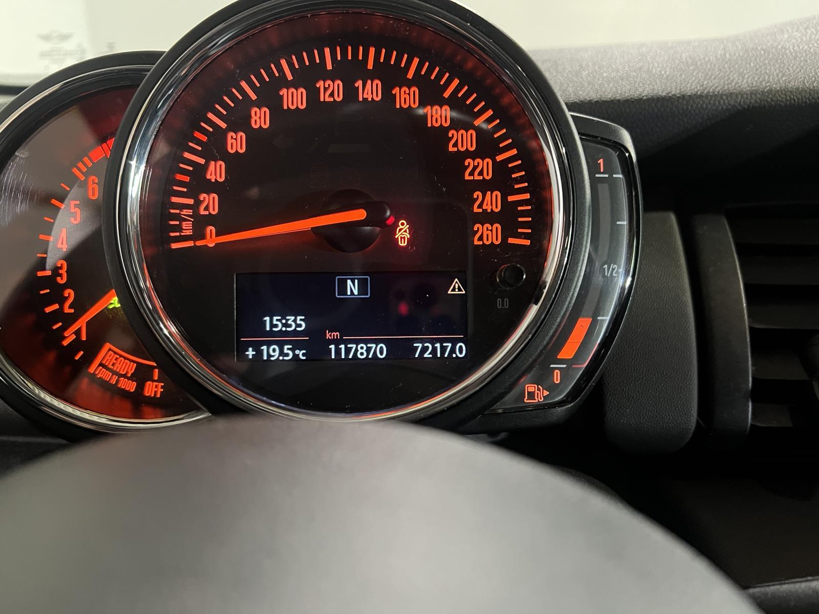 Mini | One | 1.5 One Pepper | 2018 | 117,870 km | L801DZ | No rating
