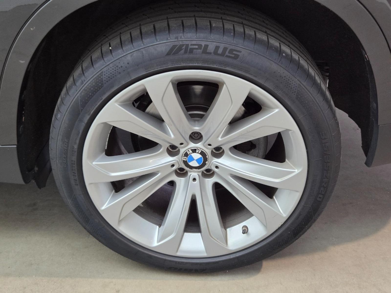 BMW X5 xDrive30d High Executive | 2017 | 205,489 km | Automatic | KZ038J | NAP: Makes sense
