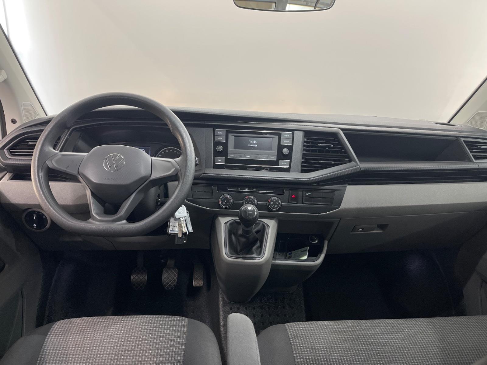 Volkswagen Transporter Kombi 2.0 TDI L2H1 Personenbus | 2023 | 235.720 km | T284FB | NAP: Logisch