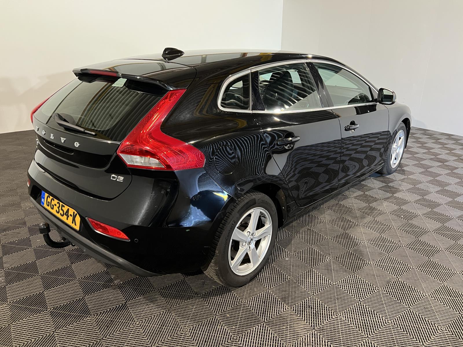 Volvo | V40 | 2.0 D2 Momentum | 2015 | 276.233 km | GG354K | Logisch