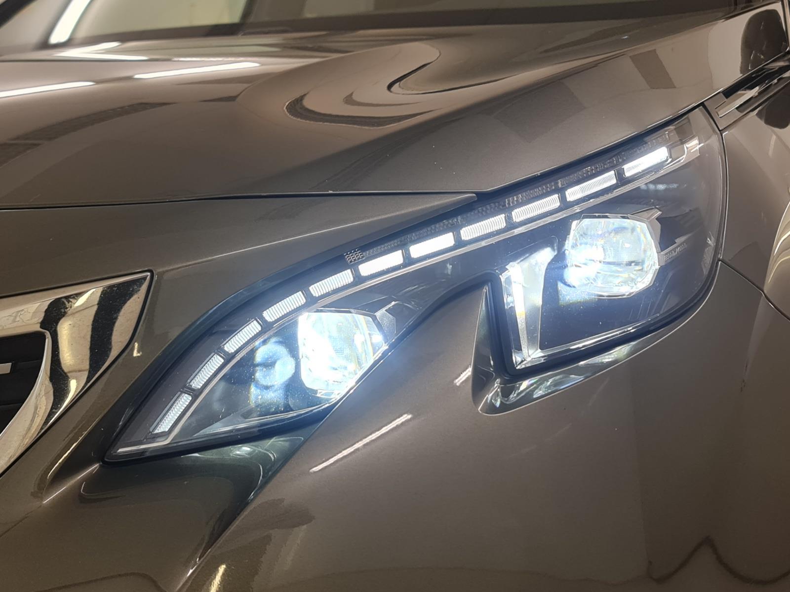 Peugeot 3008 1.6 e-THP GT Line | 2017 | 159.880 km | Automaat | K028SV | NAP: Geen oordeel
