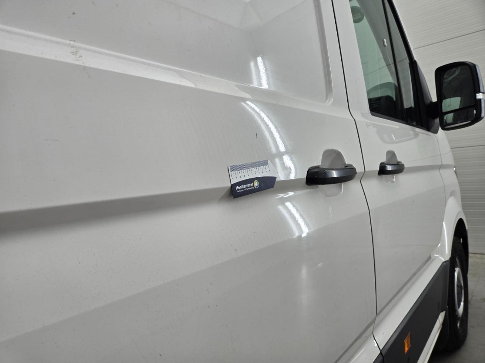 Volkswagen Crafter 35 2.0 TDI L3H3 EL Highline | 2018 | 217.427 km | V234NL | NAP: Logisch