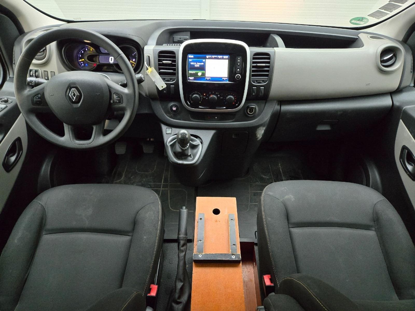 Renault Trafic 1.6 dCi T29 L2H1 DC Generic | 2016 | 141,233 km | V16DFD | NAP: No rating