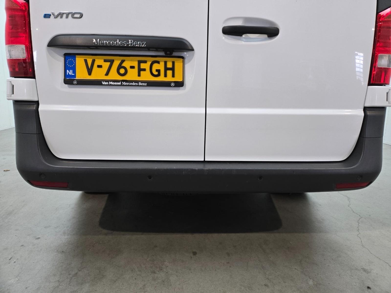 Mercedes-Benz eVito eVito Lang 66 kWh | 2022 | 9.289 km | Automaat | V76FGH | NAP: Geen oordeel