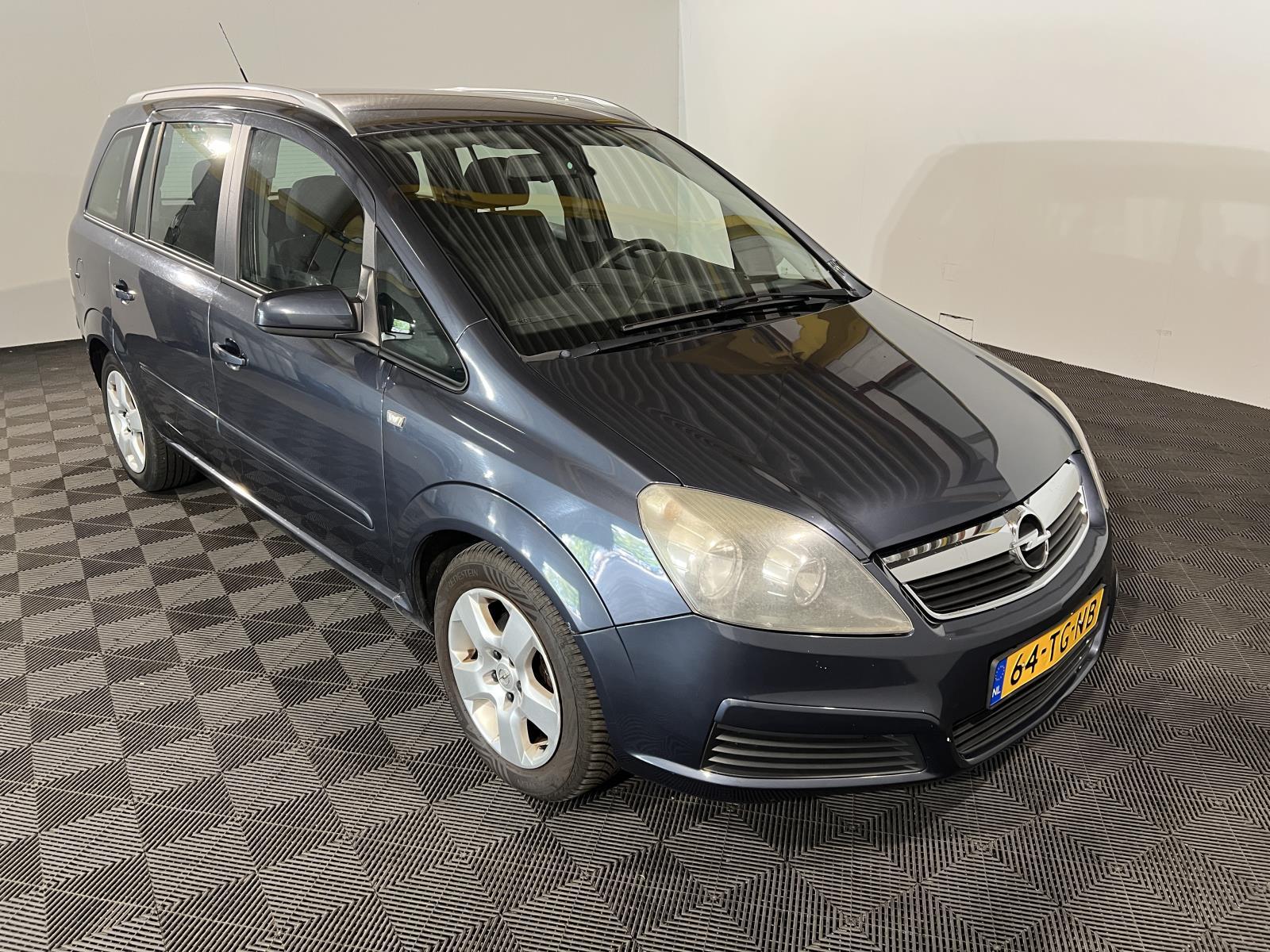 Opel | Zafira | 1.8 Executive | 2006 | 257.680 km | 64TGNB | Logisch