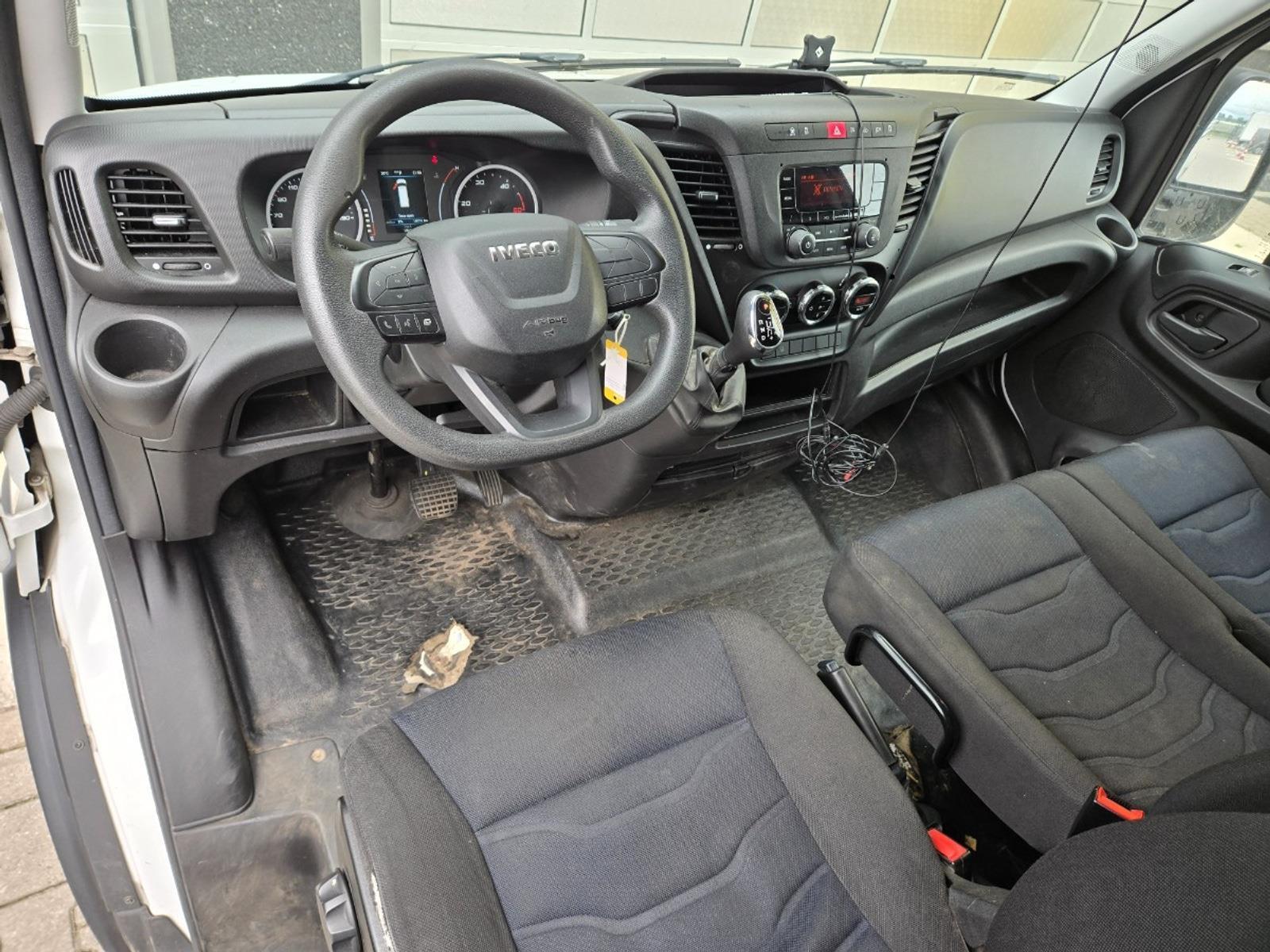 Iveco Daily 35C16V 2.3 410 H2 | 2021 | 160.714 km | Automaat | V61HGJ | NAP: Geen oordeel