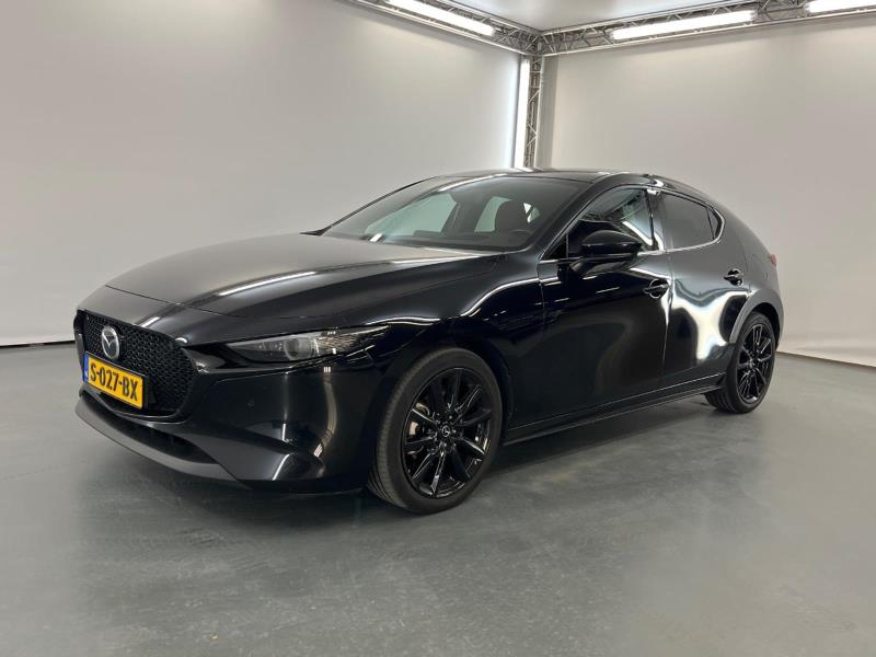 Mazda 3 2.0 e-SkyActiv-X M Hybrid 186 Luxury | 2023 | 184.880 km | S027BX | NAP: Logisch
