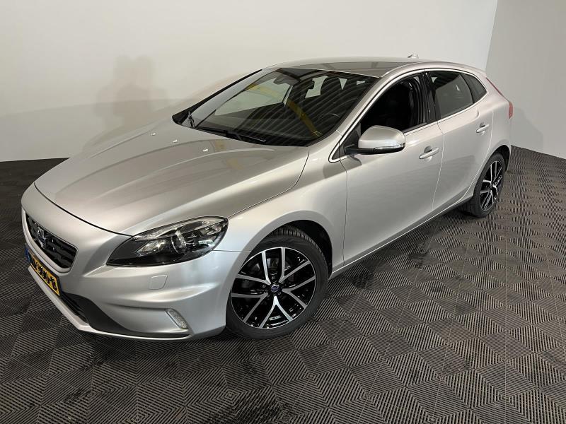 Volvo | V40 | 2.0 D2 Ocean Race Business | 2015 | 256.668 km | HN300B | Geen oordeel