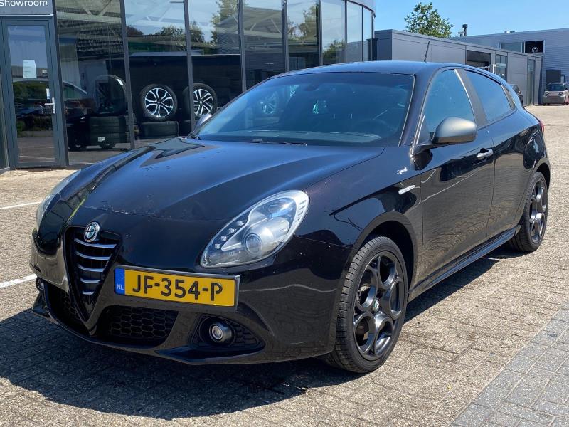 Alfa Romeo Giulietta 1.4 T Sprint | 2016 | 68,149 km | Automatic | JF354P | NAP: Makes sense