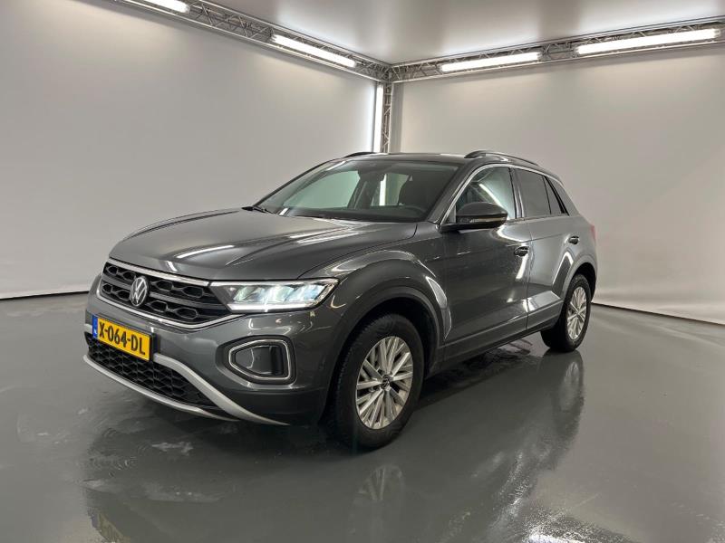 Volkswagen T-Roc 1.0 TSI Life | 2023 | 60,503 km | X064DL | NAP: Logical