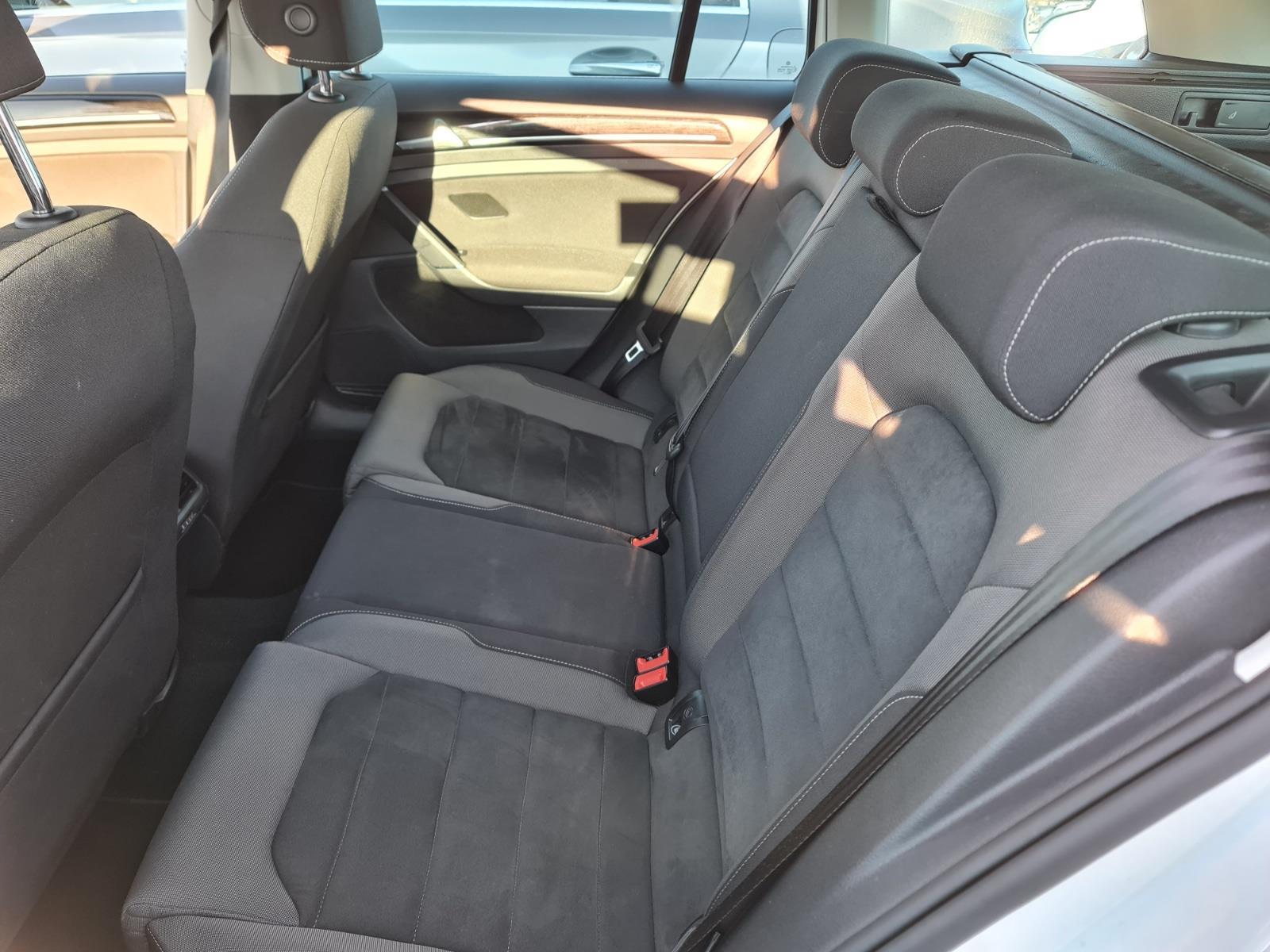 Volkswagen Golf Variant 1.5 TSI Highline | 2018 | 199.572 km | Automaat | RL452T | NAP: Logisch