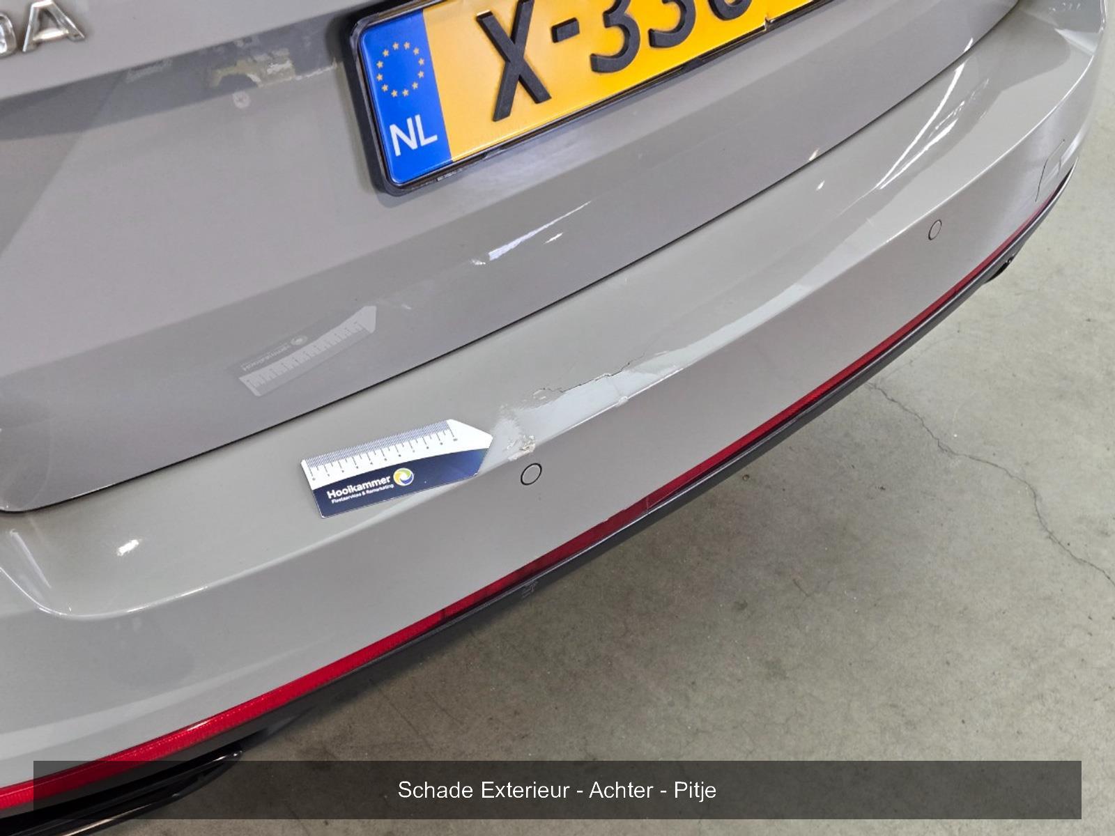 Skoda Octavia Combi 2.0 TSI RS 230 Business Stationwagen | 2016 | 206.139 km | Automaat | X330DT | NAP: Geen oordeel