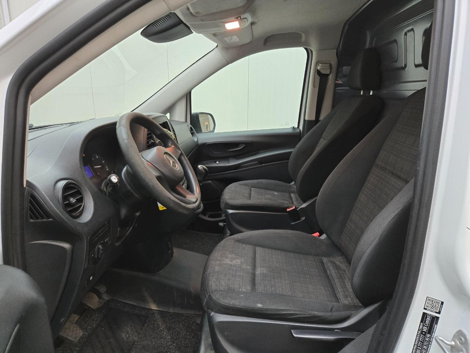 Mercedes-Benz Vito 111 CDI Lang Bestelauto van het Jaar editie | 2017 | 290.090 km | V801DR | NAP: Logisch