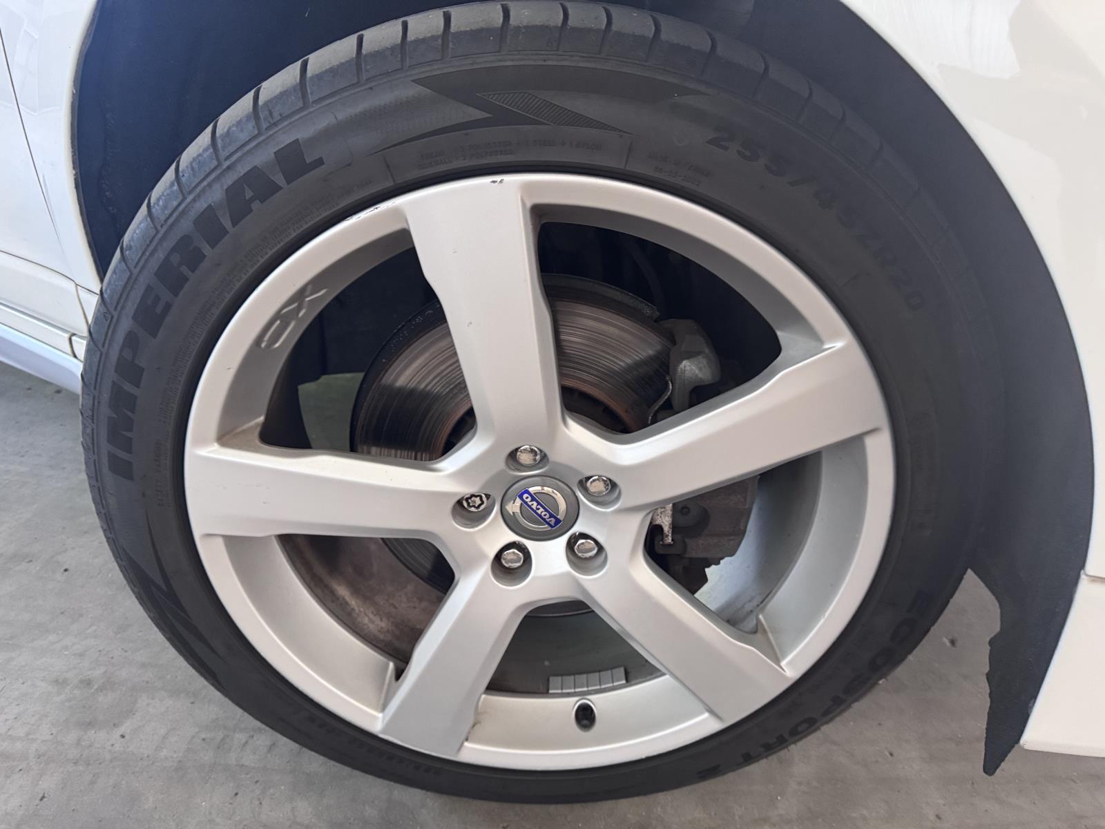 Volvo | XC60 | 2.4 D5 AWD Summum Automatic | 2012 | 300,675 km | GZ307G | No rating