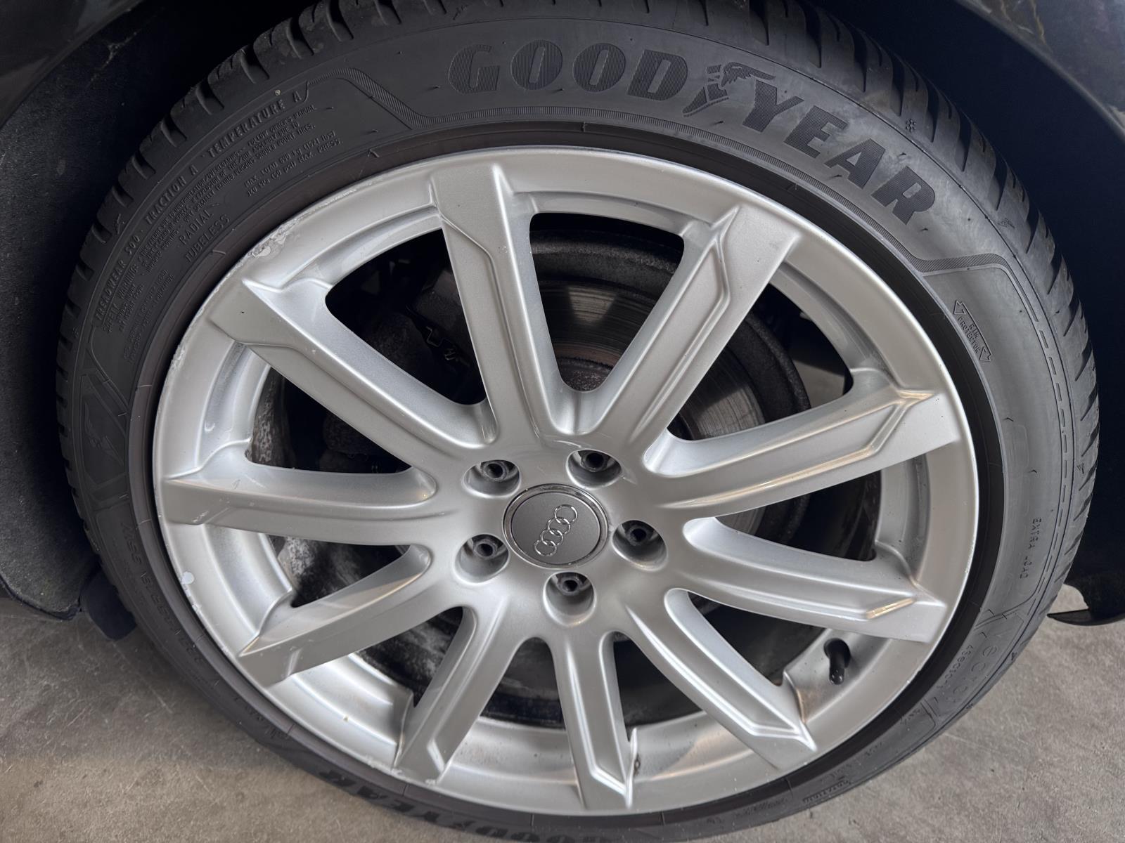 Audi | A4 Avant | 1.8 TFSI Business Edition | 2013 | 258.979 km | 1KST85 | Logisch