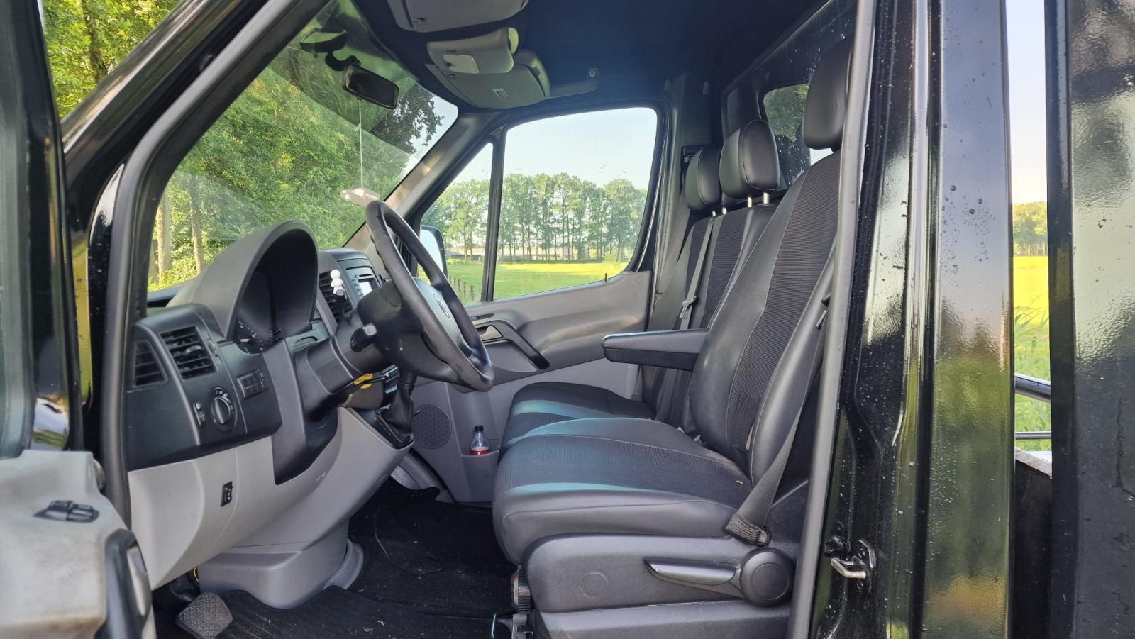 Mercedes-Benz | Sprinter Ramp Van | 519 3.0 CDI 432 Automatic | 2010 | 311,200 km | VJZ39D | No rating