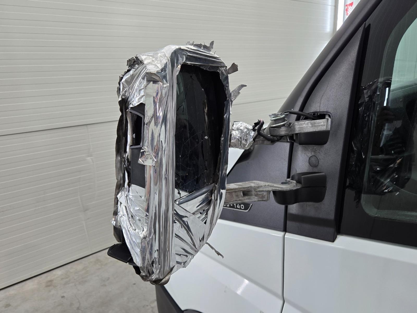 Iveco Daily 35S14V 2.3 410 H2 | 2021 | 150,696 km | VND78T | NAP: Makes sense