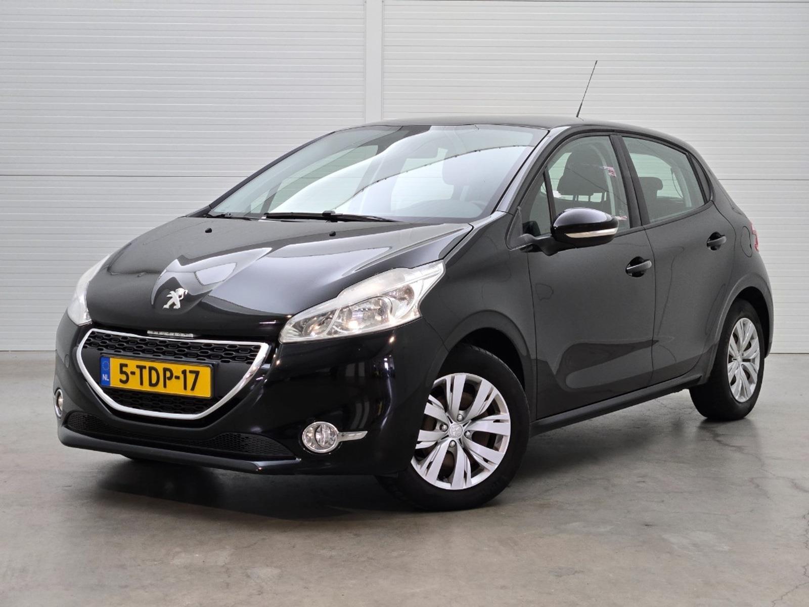 Peugeot 208 1.2 VTi Active | 2014 | 201.623 km | 5TDP17 | NAP: Logisch