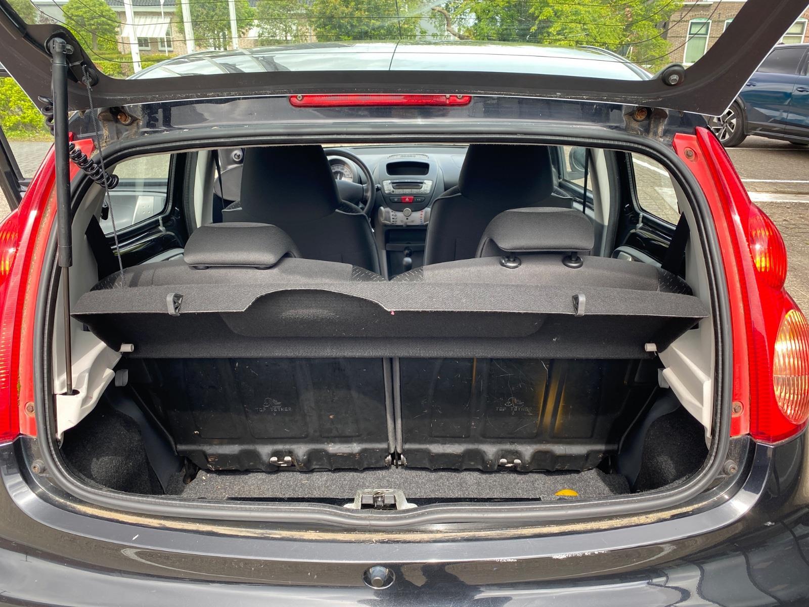 Peugeot 107 1.0-12V Millesim 200 | 2011 | 101.650 km | Automaat | 35NVX6 | NAP: Logisch