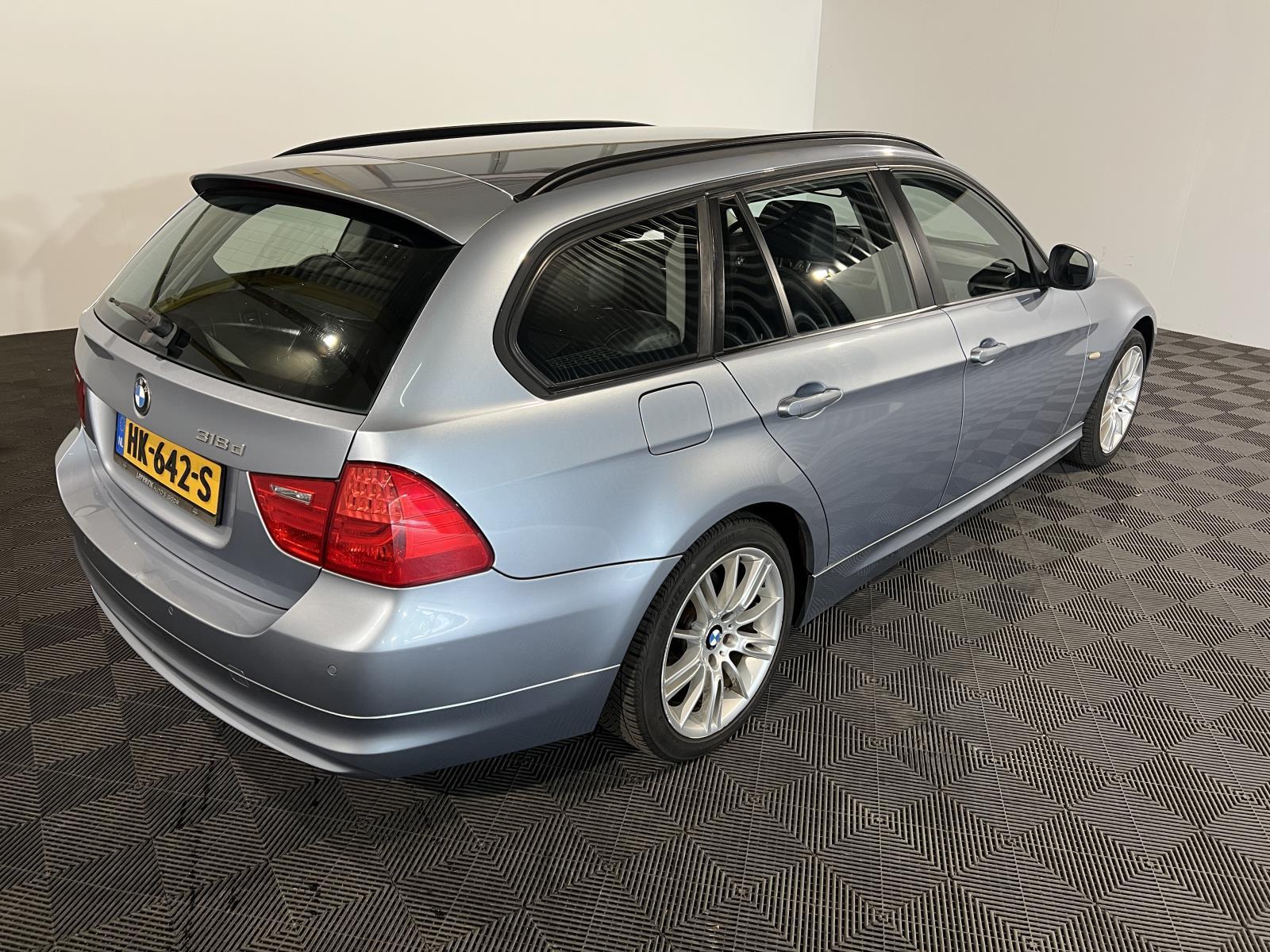 BMW | 3-serie Touring | 318d Corporate Lease High Executive | 2010 | 364.187 km | HK642S | Geen oordeel