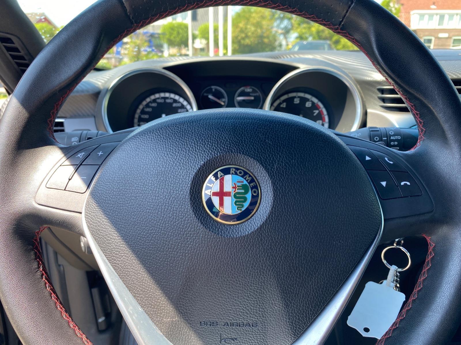 Alfa Romeo Giulietta 1.4 T Sprint | 2016 | 68,149 km | Automatic | JF354P | NAP: Makes sense
