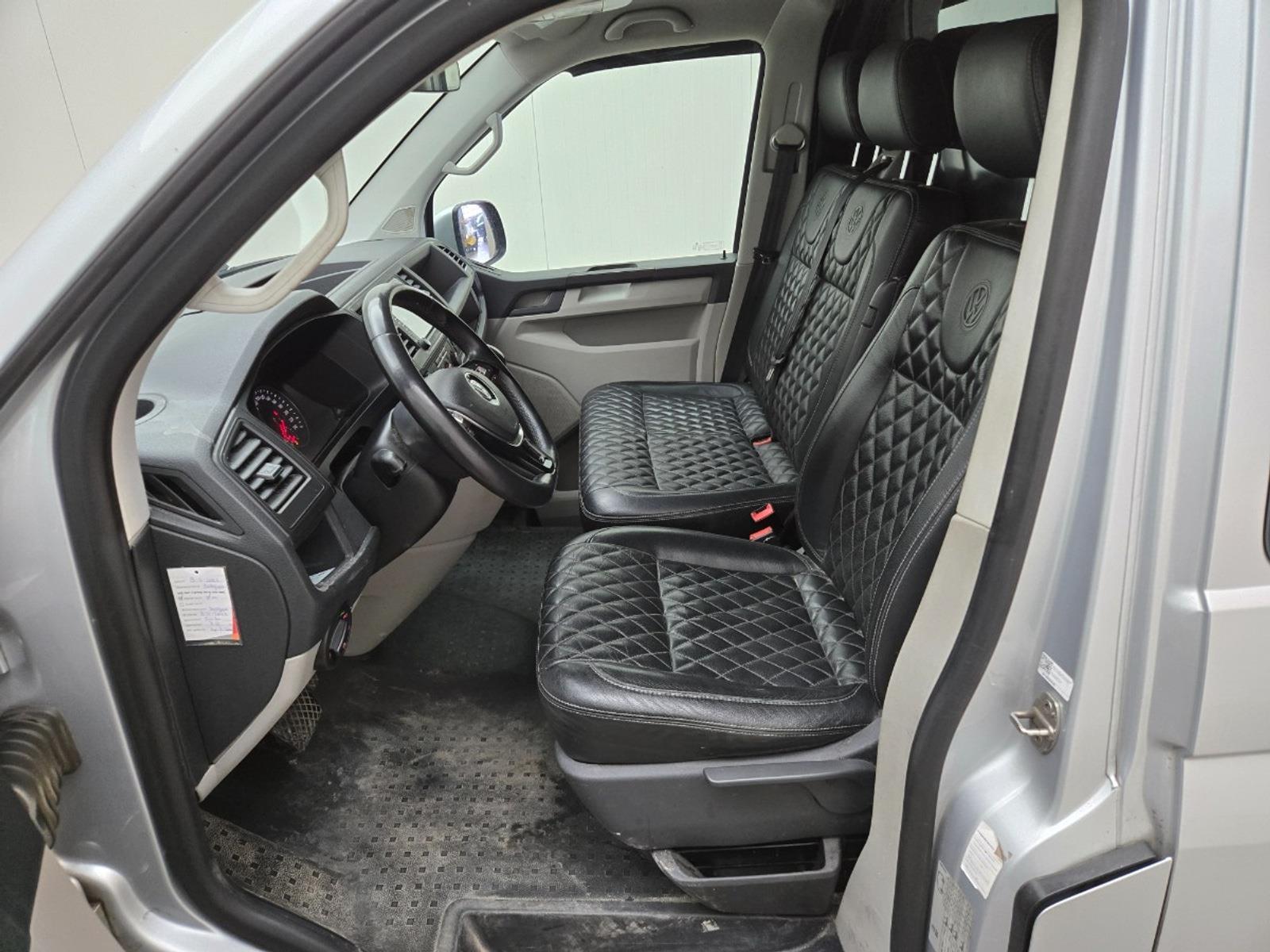 Volkswagen Transporter 2.0 TDI L1H2 Highline | 2018 | 344.764 km | Automaat | V222KP | NAP: Logisch