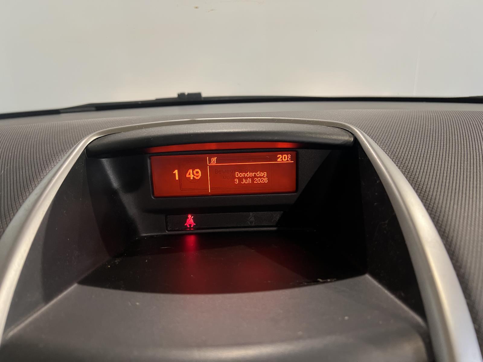 Peugeot | 207 CC | 1.6 VTi | 2012 | 120.997 km | L755GT | Geen oordeel