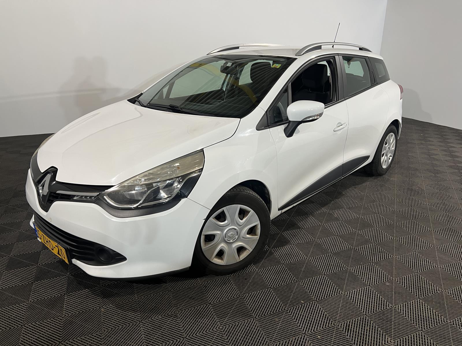 Renault | Clio Estate | 1.5 dCi ECO Expression | 2015 | 295.474 km | 5ZHD20 | Logisch
