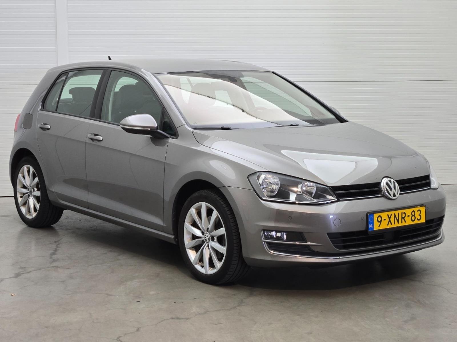 Volkswagen Golf 1.6 TDI Highline | 2014 | 202,590 km | Automatic | 9XNR83 | NAP: Makes sense