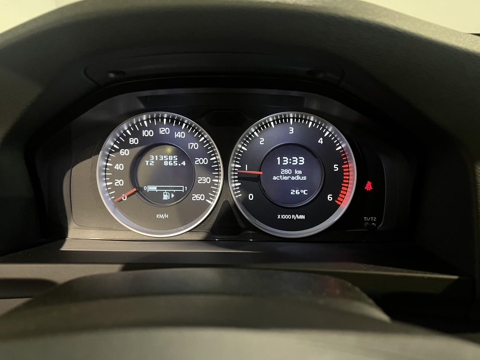 Volvo | V60 | 1.6 DRIVe Momentum | 2012 | 313,585 km | JL474F | No rating